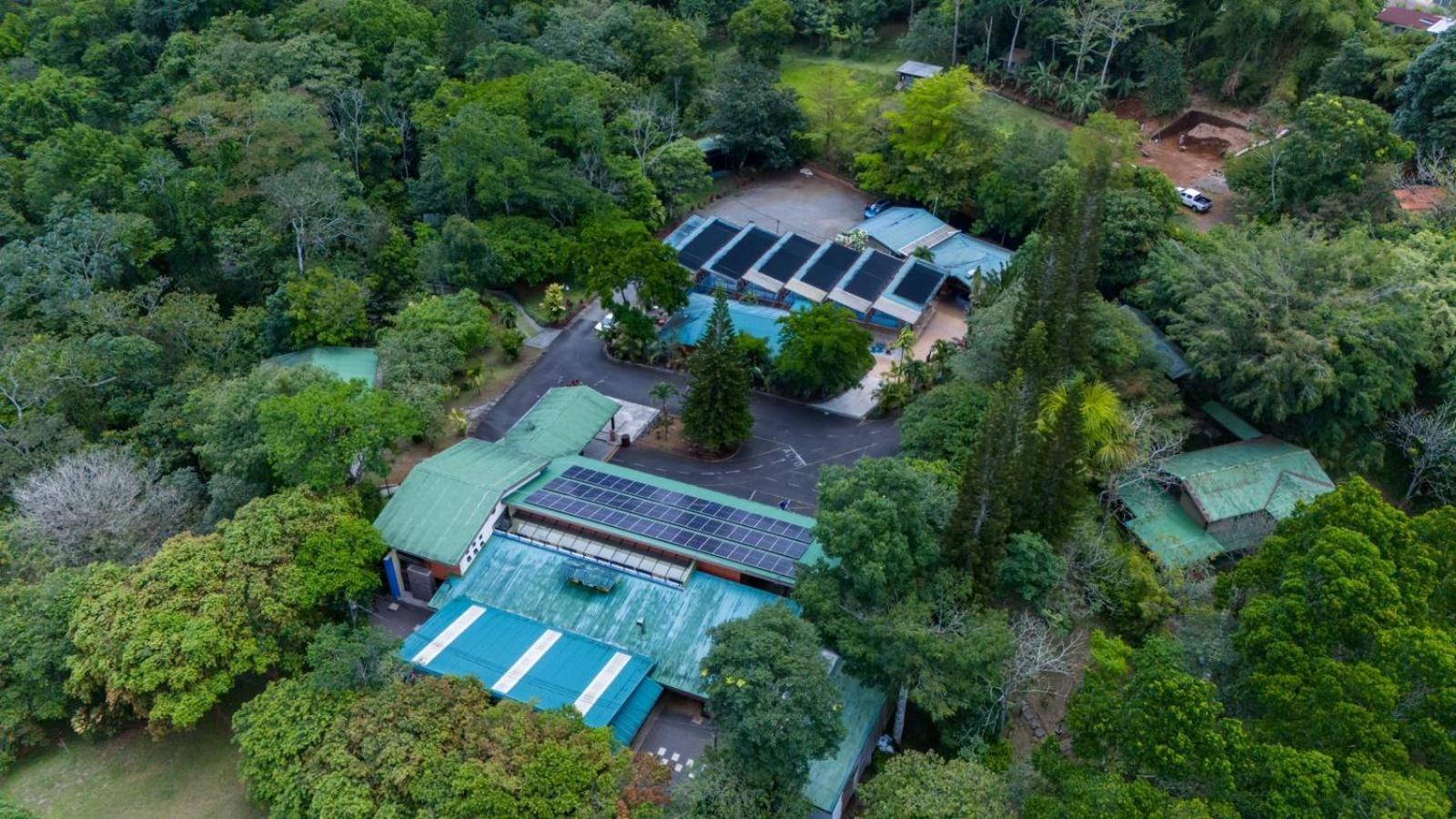 Avita Lodge Quesada  Exterior photo